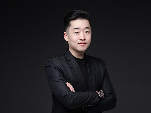 凤凰装饰主案设计师  董云鹏