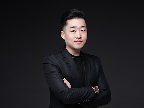 凤凰装饰主案设计师  董云鹏